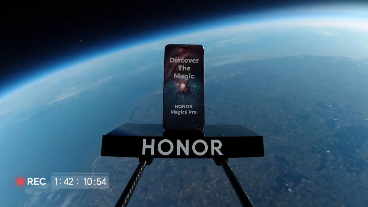 Honor Magic6 Pro embarks on a journey to space to test cold resilience